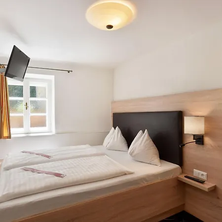 Hotel Krone 1512