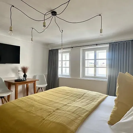 Hotel Krone 1512 3*